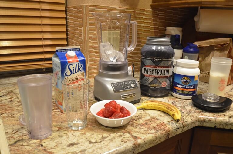 XRated Whey Protein Strawberry Banana Smoothie